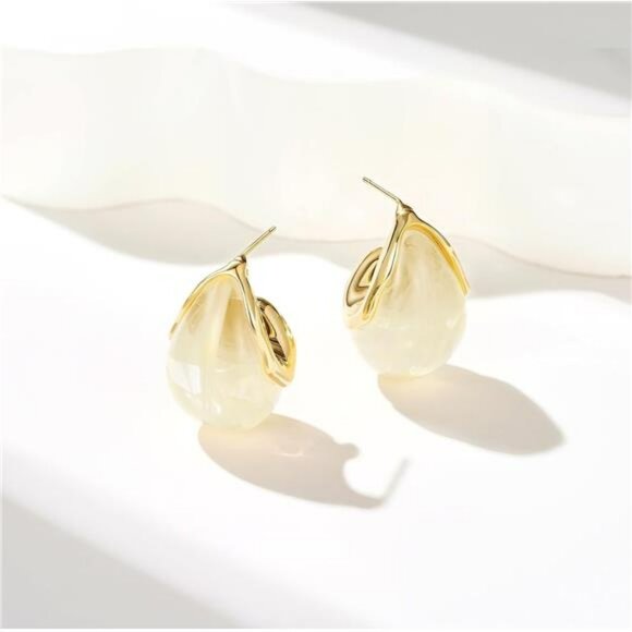 Teardrop Resin Hoop Earrings for Women Gold Plated Lightweight Hypoallergenic - Picture 5 of 8